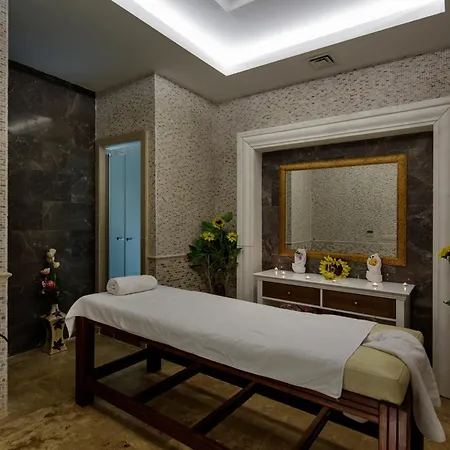 Crystal Admiral Aqua Collection Resort