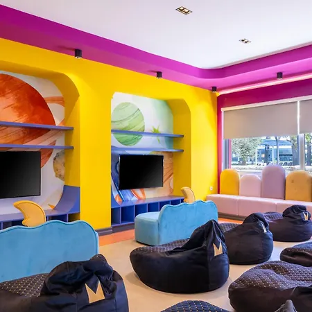 Crystal Admiral Aqua Collection Resort 5*