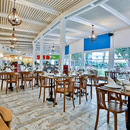Crystal Admiral Suites&spa - Ultimate