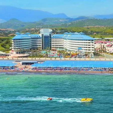 Crystal Admiral Aqua Collection 5* Kızılot