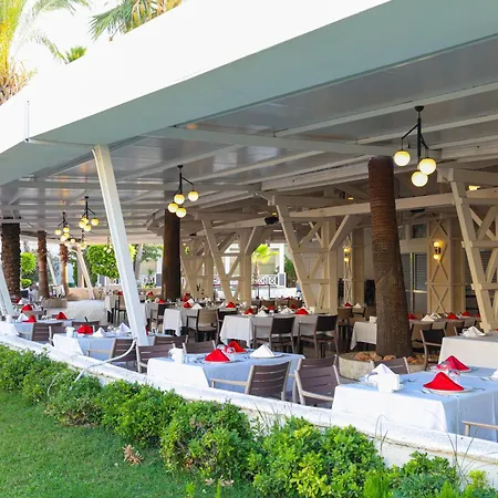 Crystal Admiral Aqua Collection Semesteranläggning (resort) Kızılot