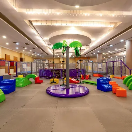 Crystal Admiral Aqua Collection Semesteranläggning (resort) Kızılot