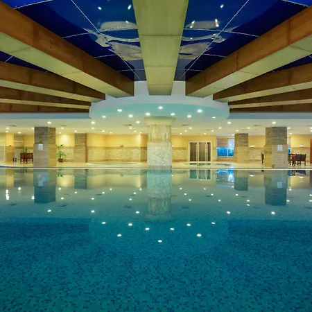 Crystal Admiral Aqua Collection Complex