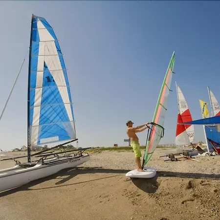 Crystal Admiral Aqua Collection 5*