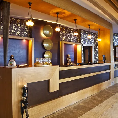 אתר נופש Crystal Admiral Aqua Collection