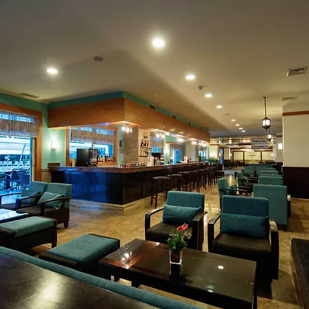 Semesteranläggning (resort) Crystal Admiral Aqua Collection Kızılot