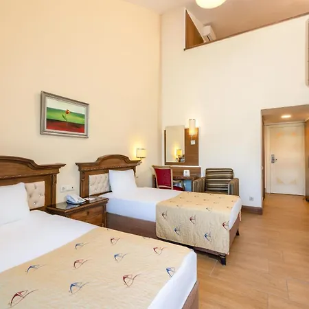 Crystal Admiral Aqua Collection Complex 5*
